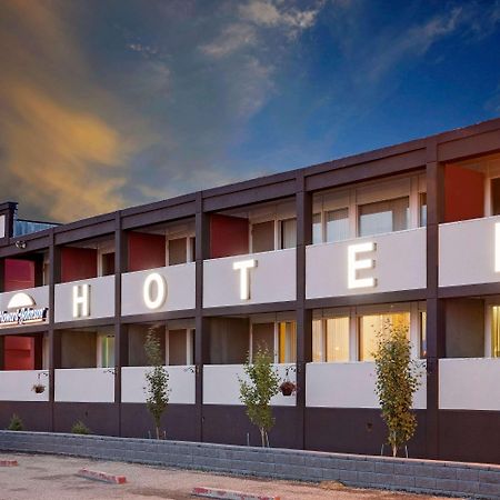 Baymont By Wyndham Edson Hotel Exterior foto