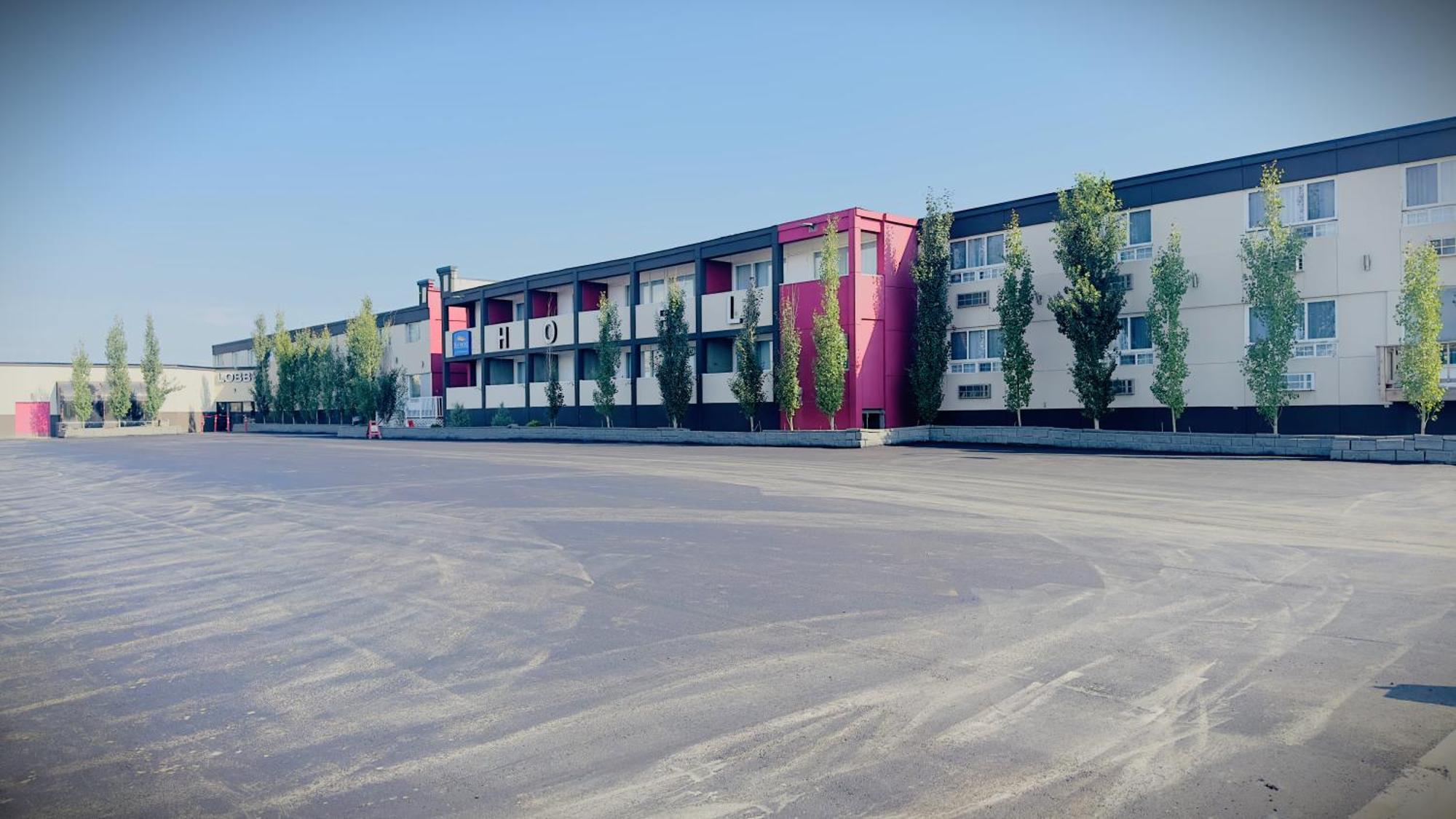 Baymont By Wyndham Edson Hotel Exterior foto